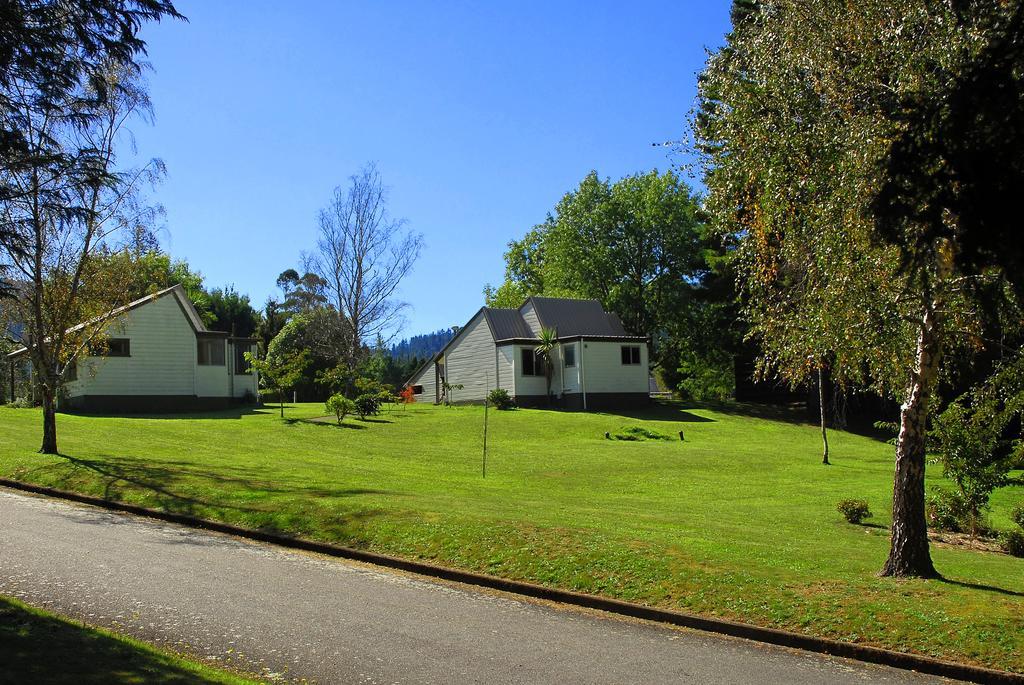Mount Richmond Estate Motels Rai Valley ภายนอก รูปภาพ