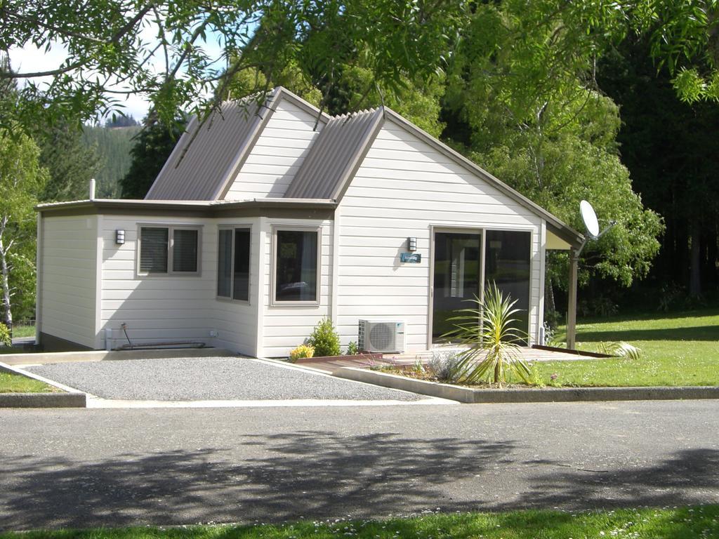 Mount Richmond Estate Motels Rai Valley ภายนอก รูปภาพ