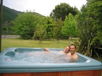 Mount Richmond Estate Motels Rai Valley ภายนอก รูปภาพ